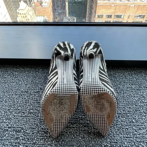 Authentic Ferragamo Zebra Heels. Only worn in the office. Heels immaculate. - Picture 3 of 5